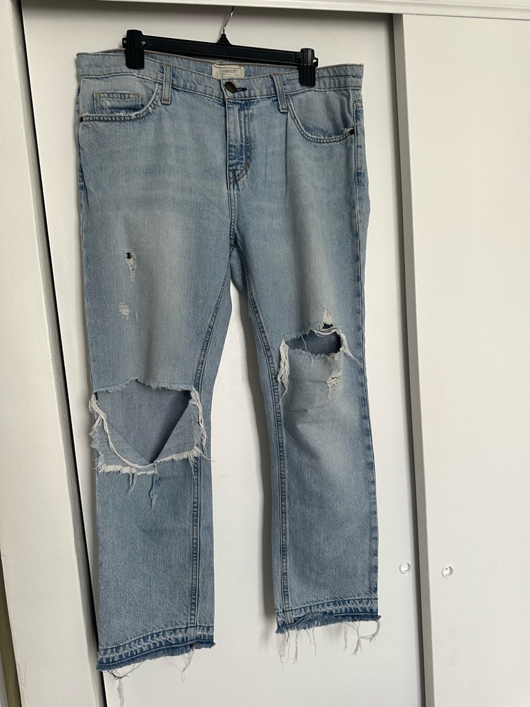 Current Elliott Distressed Light Wash Jeans Size 31 Raw Hem Boyfriend